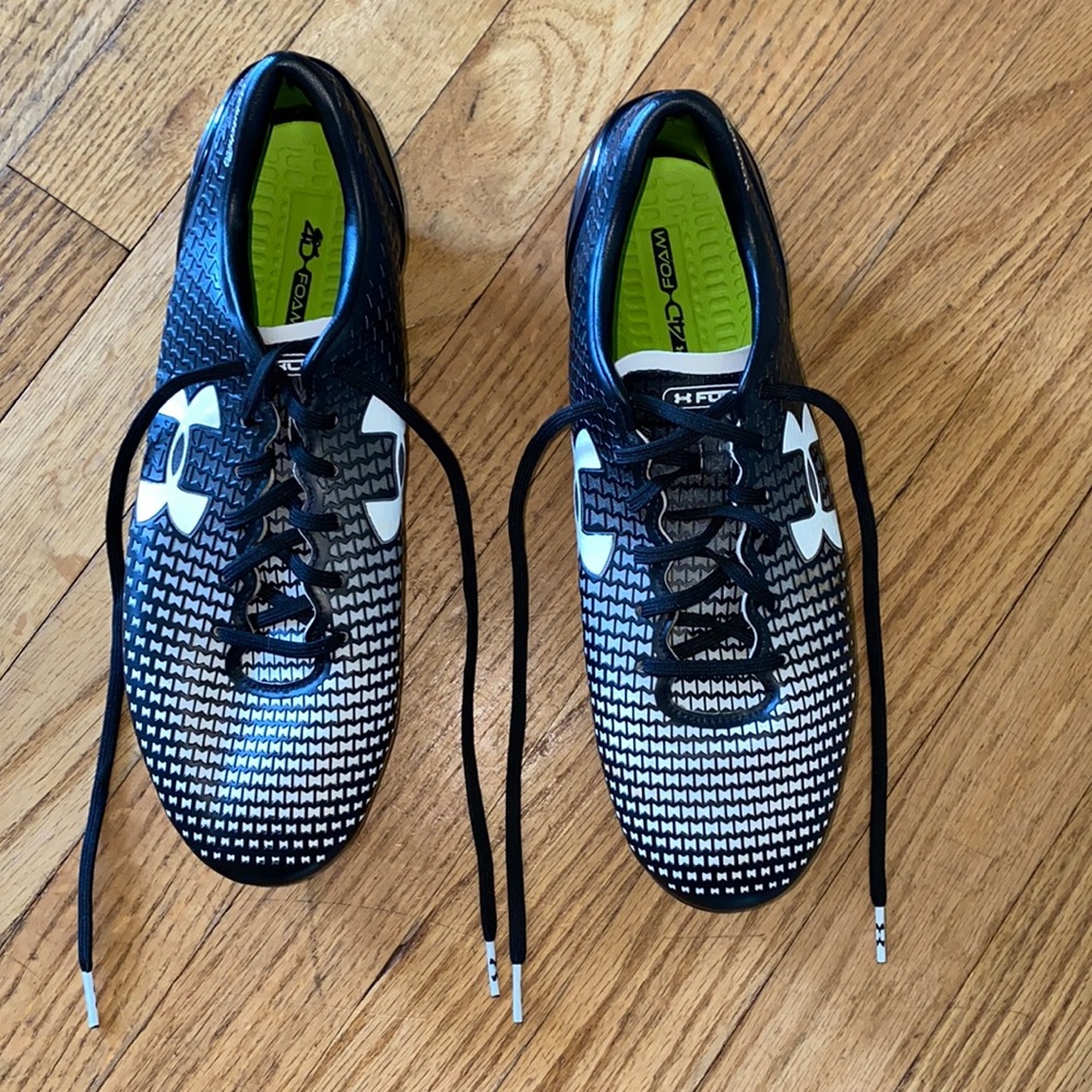 UNDER ARMOUR Soccer Cleats US Men’s 8.5/Women’s 10